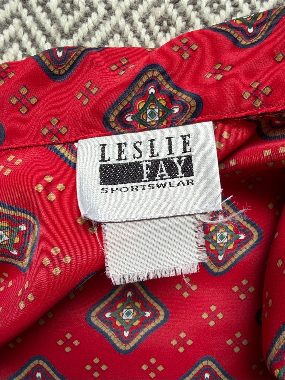 Leslie Fay Vintage Red Geometric Lightweight Shirt Jacket - Picture 10 of 11